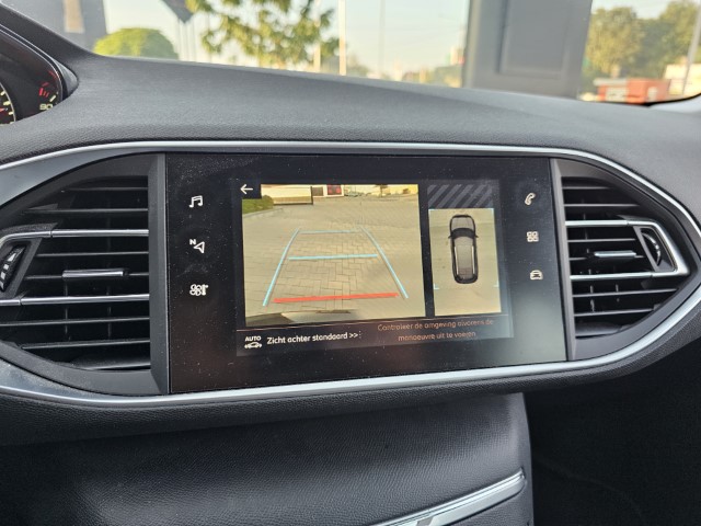 PEUGEOT 308 1.5 BlueHDi Allure