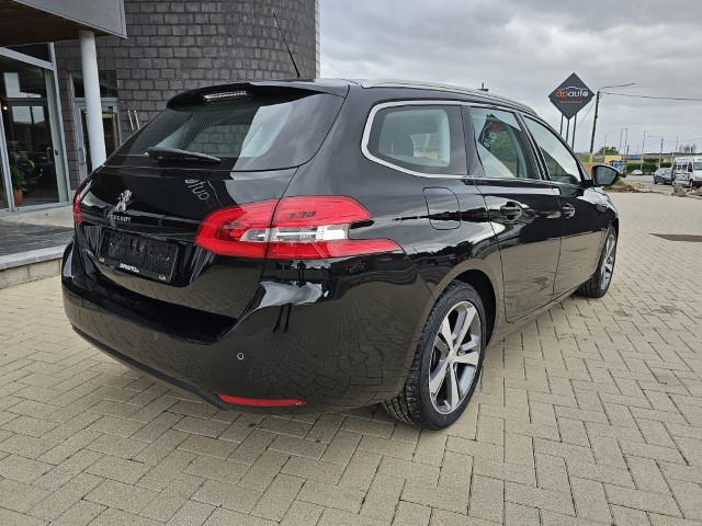PEUGEOT 308 1.5 BlueHDi Allure