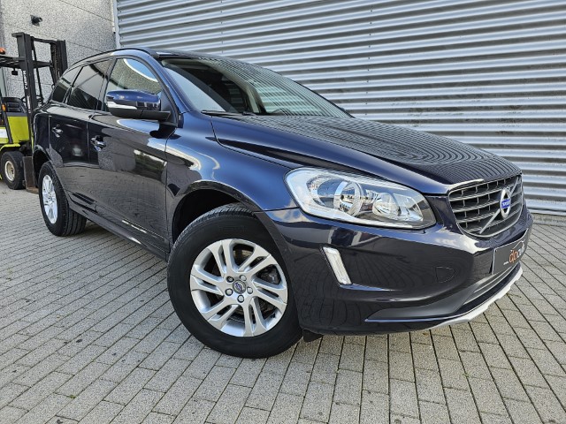 VOLVO XC60 D4 AWD