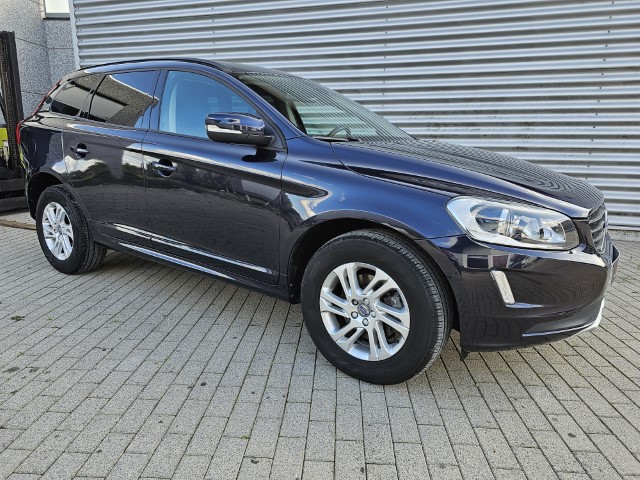 VOLVO XC60 D4 AWD
