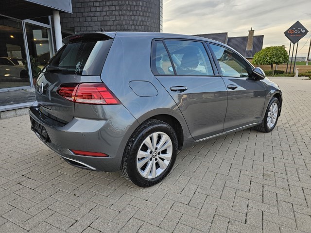 VOLKSWAGEN GOLF 1.0 TSI