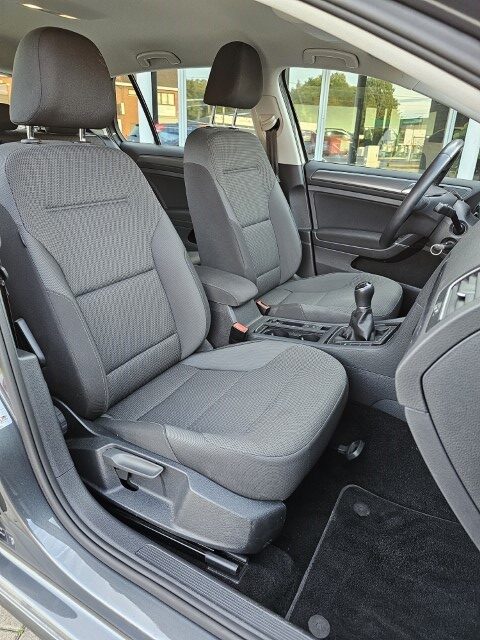 VOLKSWAGEN GOLF 1.0 TSI