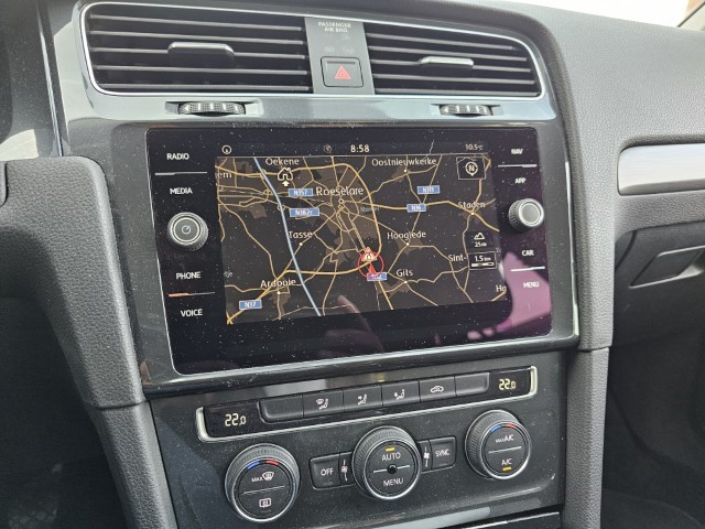 VOLKSWAGEN GOLF 1.0 TSI