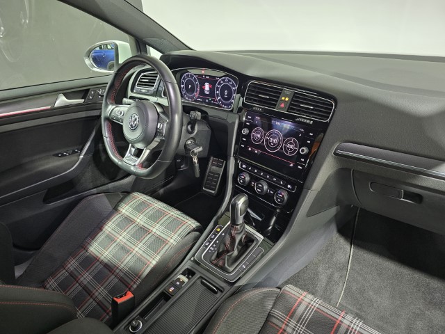 VOLKSWAGEN GOLF GTI 2.0 TSI DSG - VERLENGDE GARANTIE 01/2027