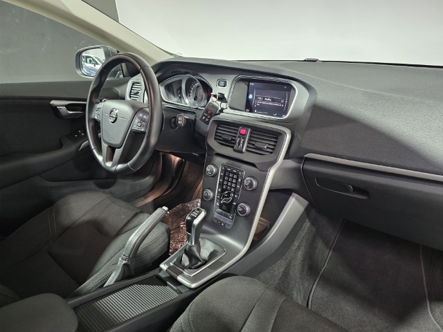 Volvo V40 2.0 T2 Sport Edition