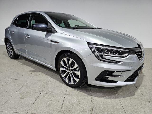 Renault Megane 1.6i E-TECH PHEV Intens Edition One