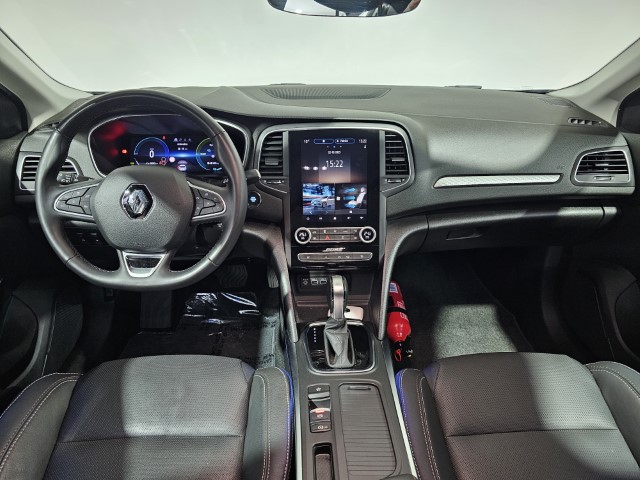 Renault Megane 1.6i E-TECH PHEV Intens Edition One