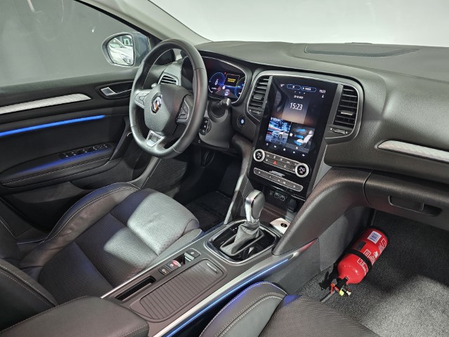 Renault Megane 1.6i E-TECH PHEV Intens Edition One