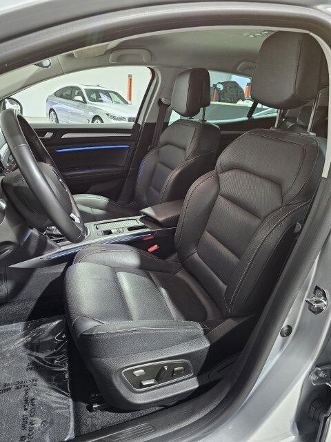 Renault Megane 1.6i E-TECH PHEV Intens Edition One