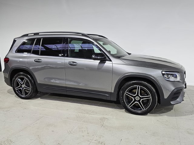 Mercedes GLB 200 d AMG PACK