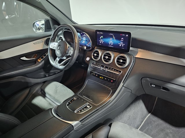 MERCEDES GLC 300 de COUPE 4MATIC PHEV AMG PACK