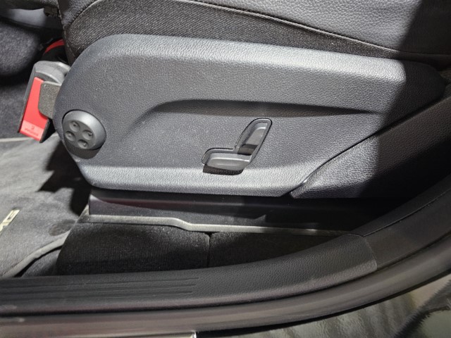 MERCEDES GLC 300 de COUPE 4MATIC PHEV AMG PACK