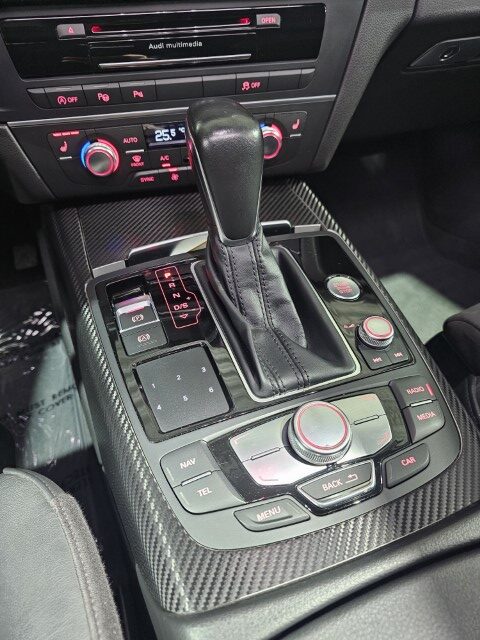 AUDI A6 2.0 TDi S Tronic