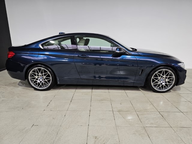 BMW 320d Coupe