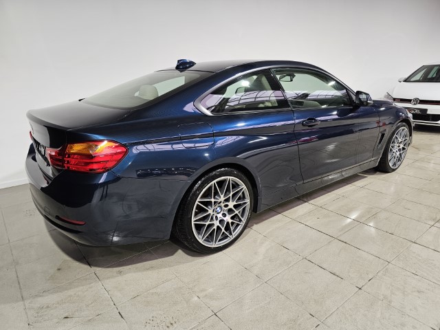 BMW 320d Coupe