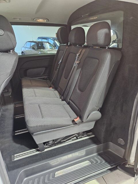 MERCEDES V220 - Avantgarde - Lichte vracht -