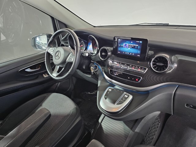MERCEDES V220 - Avantgarde - Lichte vracht -