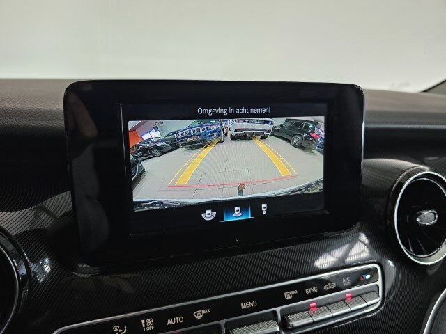 MERCEDES V220 - Avantgarde - Lichte vracht -