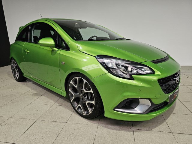 Opel Corsa 1.6 Turbo OPC