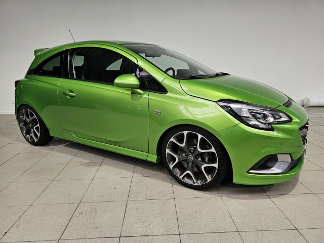 Opel Corsa 1.6 Turbo OPC