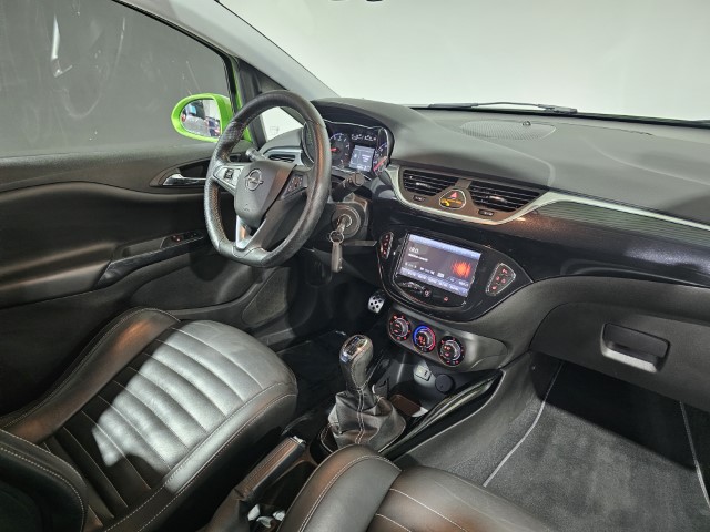 Opel Corsa 1.6 Turbo OPC