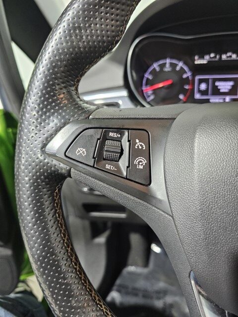 Opel Corsa 1.6 Turbo OPC