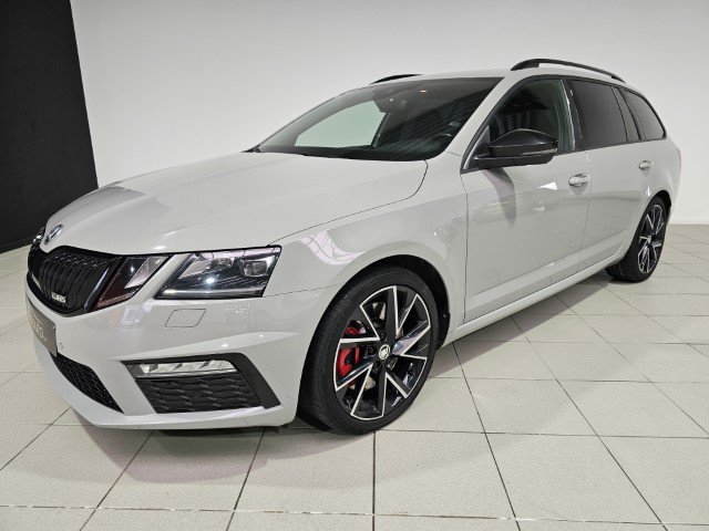Skoda Octavia 2.0 TFSI RS245 DSG
