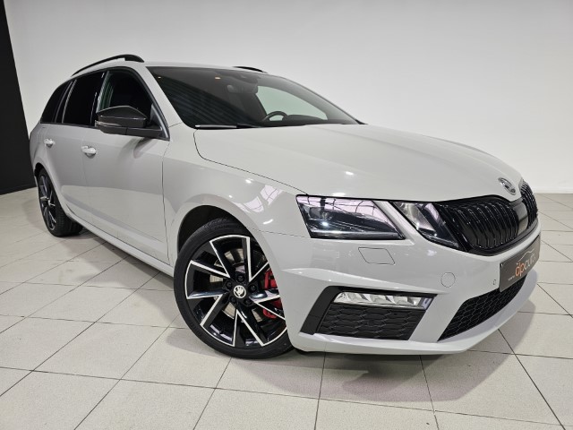 Skoda Octavia 2.0 TFSI RS245 DSG