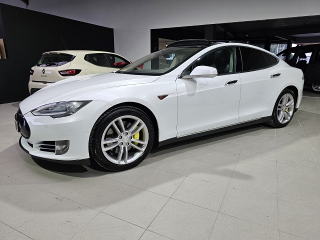 Tesla Model S 85 kWh NEW BATTERY + 3 YEARS WARRANTY
