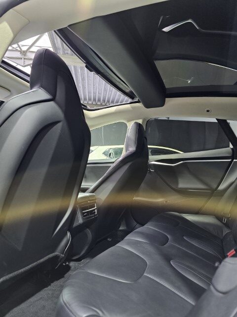 Tesla Model S 85 kWh NEW BATTERY + 3 YEARS WARRANTY