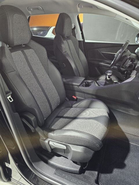 Peugeot 3008 1.6d Allure