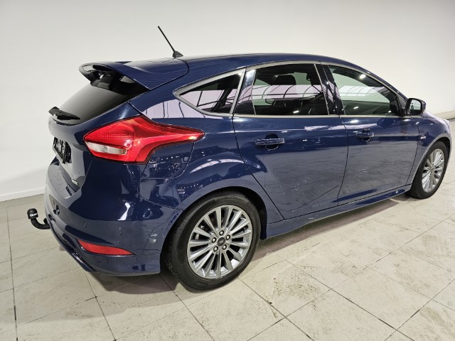Ford Focus 1.0 Ecoboost ST Line