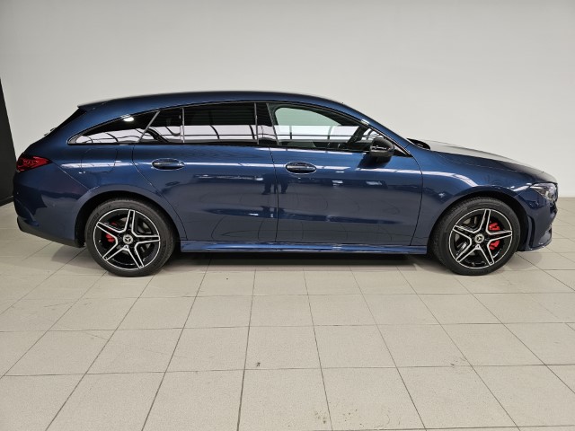 MERCEDES CLA250e AMG PACK