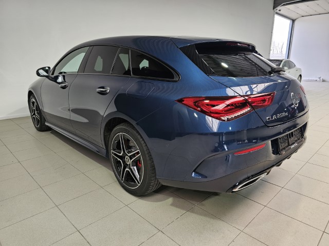 MERCEDES CLA250e AMG PACK