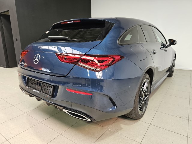 MERCEDES CLA250e AMG PACK
