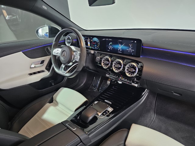 MERCEDES CLA250e AMG PACK