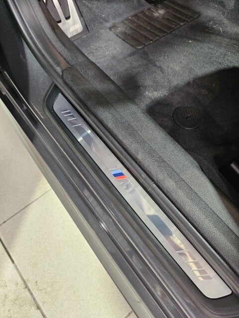 BMW 318i M-PACK