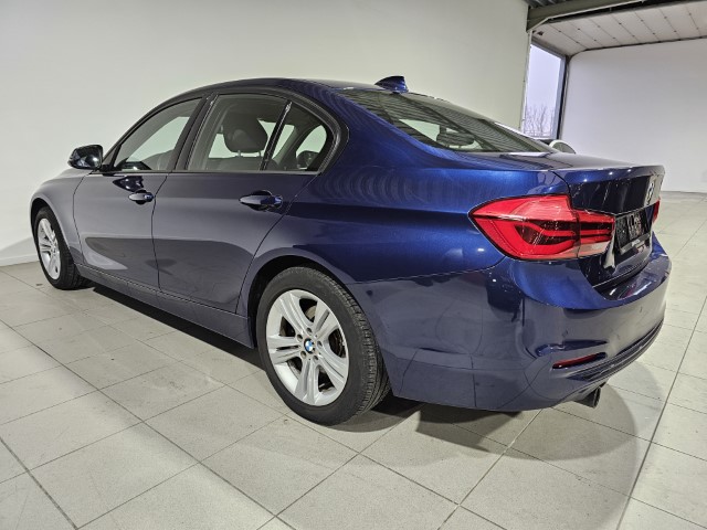 BMW 318i
