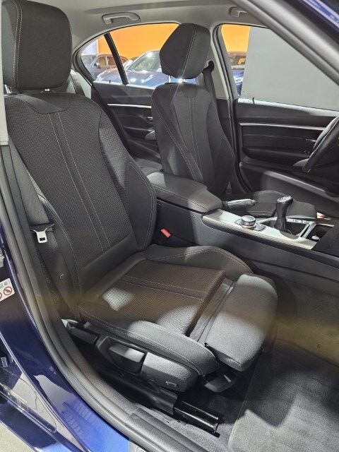 BMW 318i