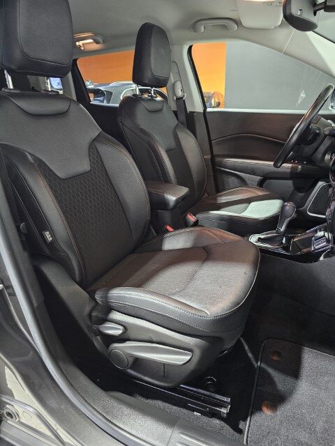 JEEP Compass 1.3i Turbo