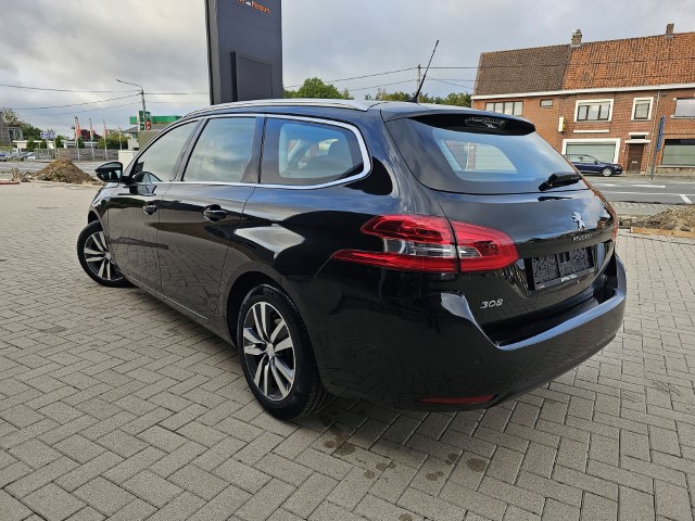 PEUGEOT 308 1.5 BlueHDi Allure