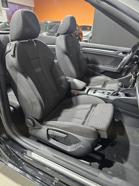 AUDI A3 CABRIOLET 2.0 TDi S-Line