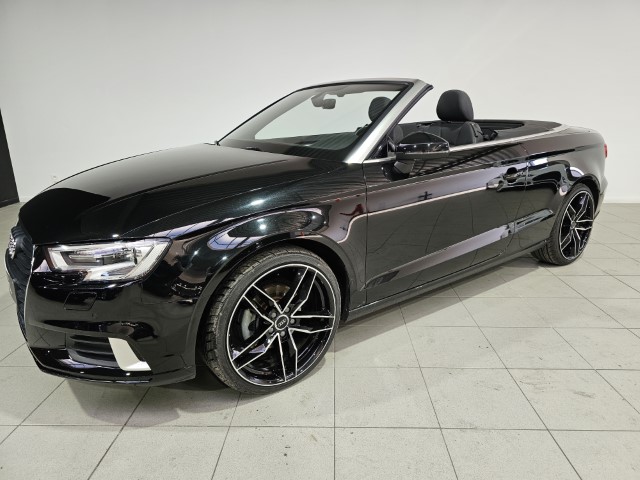 AUDI A3 CABRIOLET 2.0 TDi S-Line