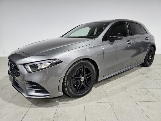 Mercedes A180 NIGHT PACK AMG