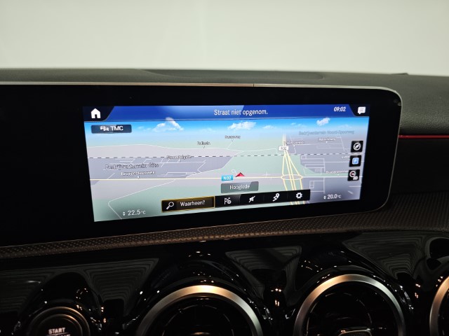 Mercedes A180 NIGHT PACK AMG