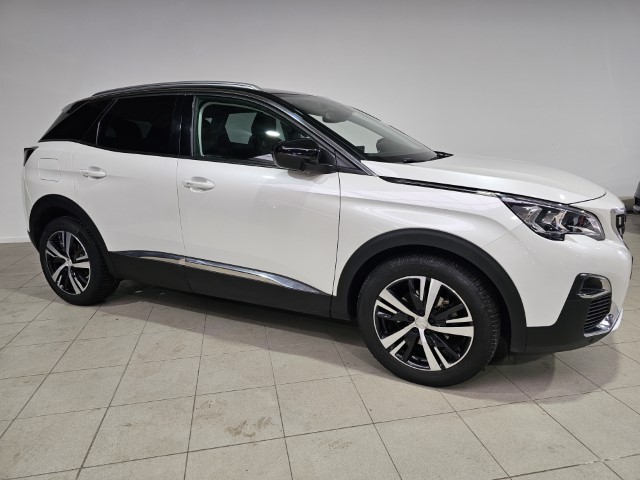 Peugeot 3008 1.5 BlueHDi Allure
