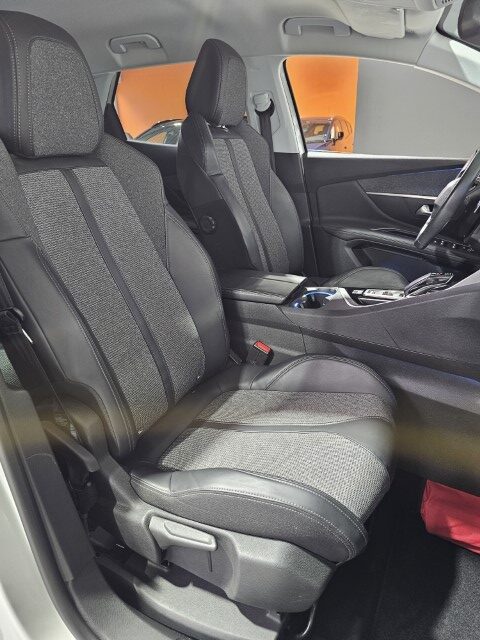 Peugeot 3008 1.5 BlueHDi Allure
