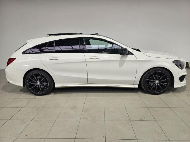 Mercedes CLA180d AMG PACK