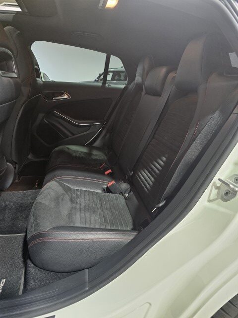Mercedes CLA180d AMG PACK
