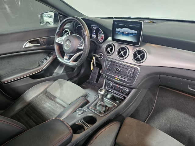 Mercedes CLA180d AMG PACK